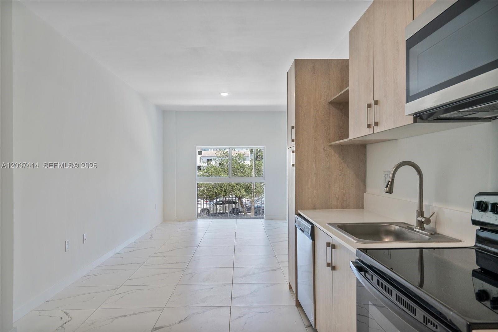 420 SW 7th Ave # 304, Miami FL 33130 photo 5