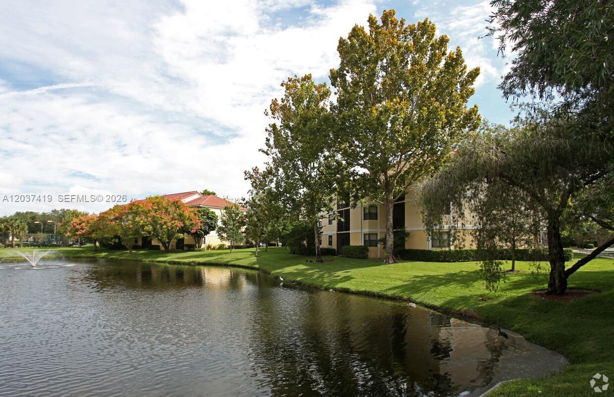 10131 W Sunrise Blvd # 106, Plantation FL 33322 photo 2