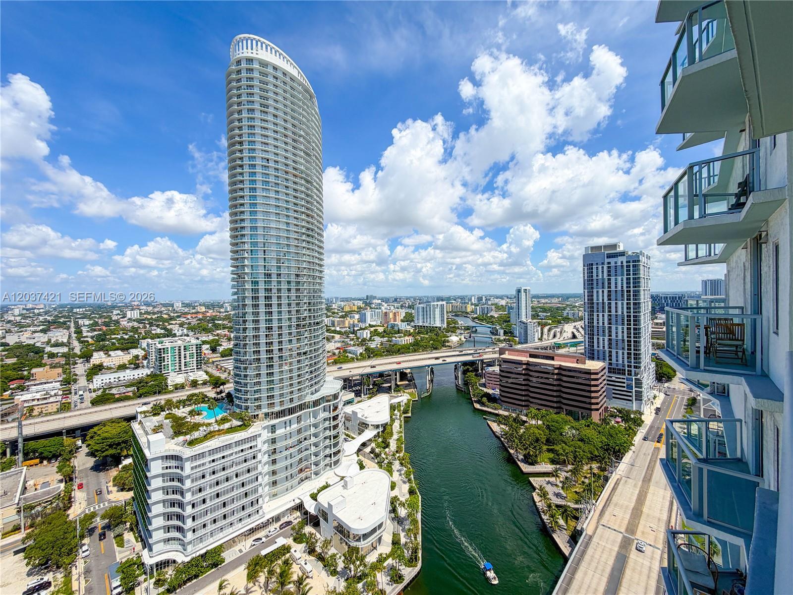 185 SW 7th St # 2900, Miami FL 33130