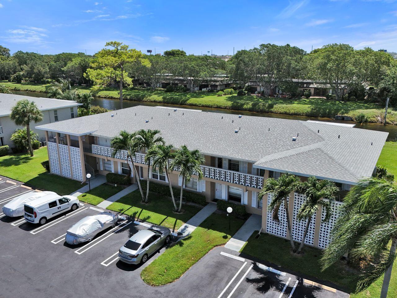 1050 Citrus Way # 203, Delray Beach FL 33445 photo 4