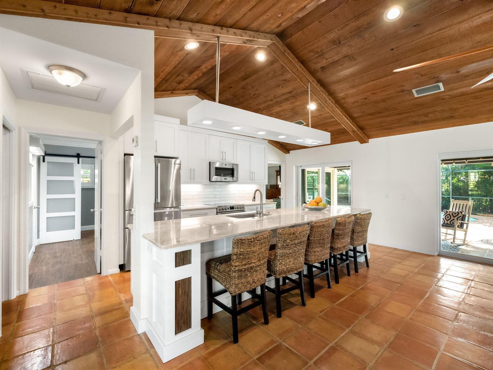 52 Birch Place, Tequesta FL 33469 photo 3