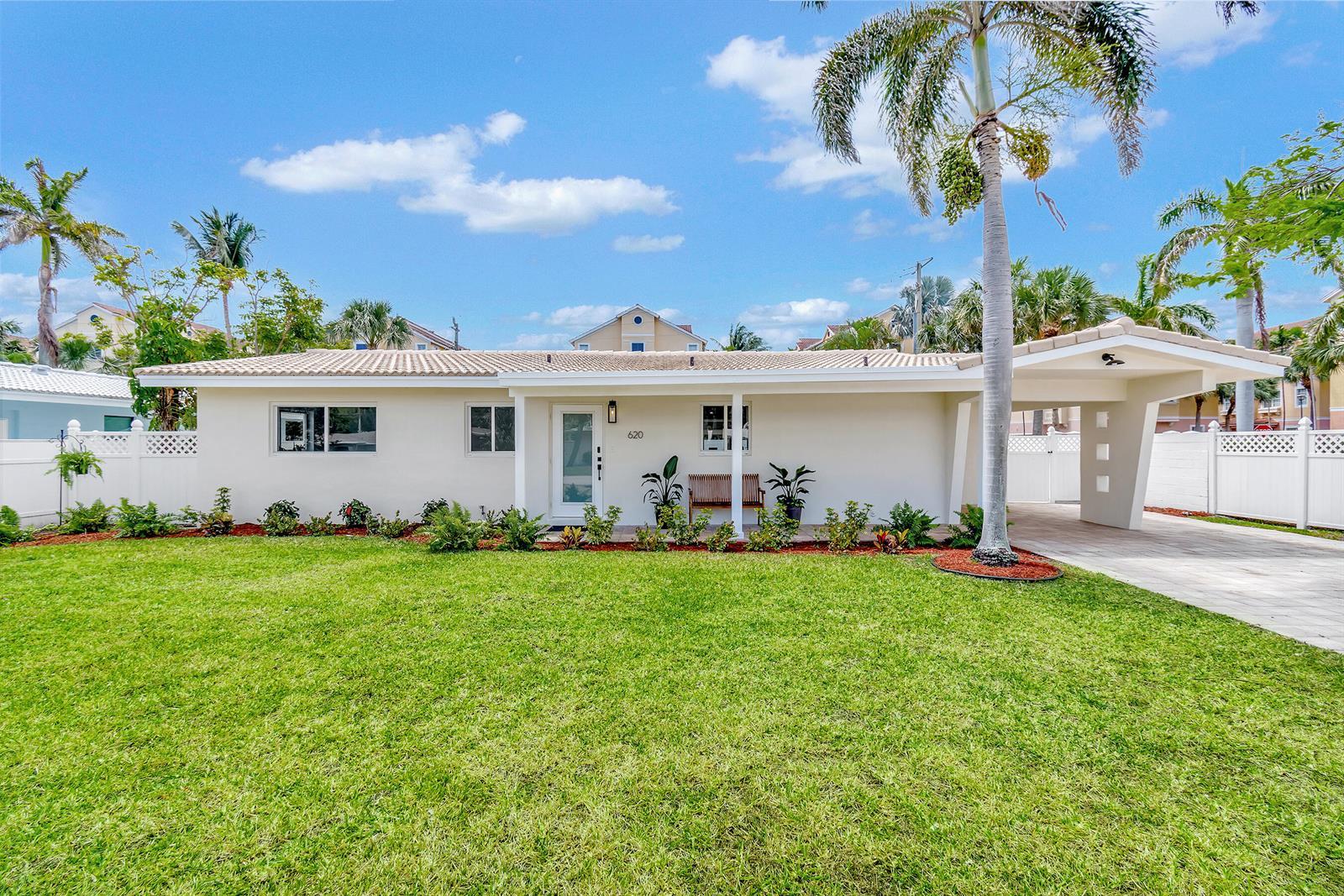 620 Las Palmas Park, Boynton Beach FL 33435
