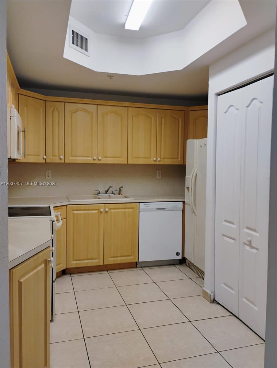17415 NW 75th Pl # 103, Hialeah FL 33015 photo 5