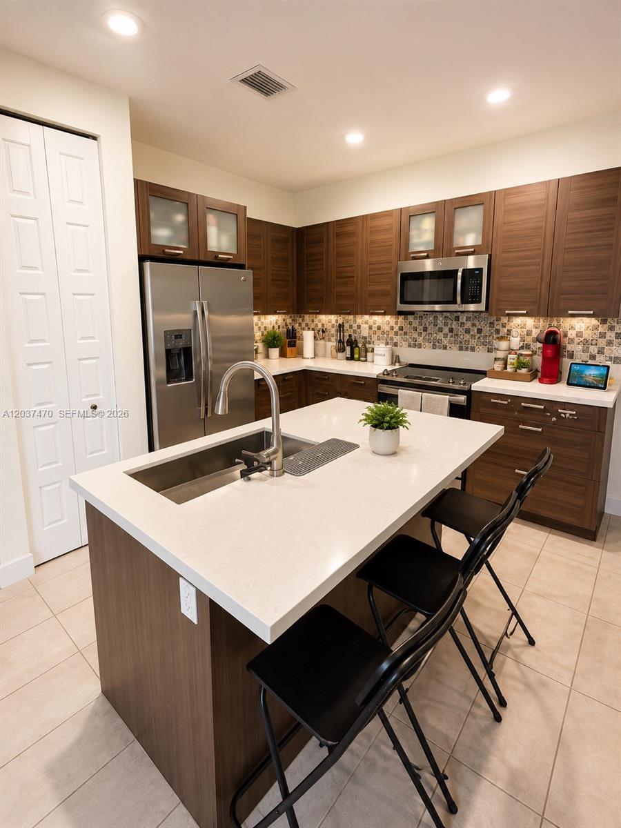 15778 NW 91st Ct # 15778, Miami Lakes FL 33018 photo 3