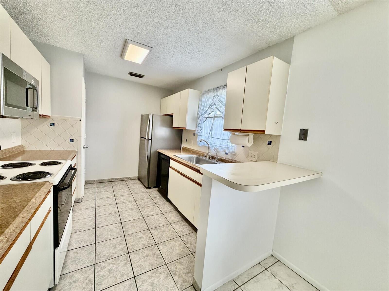 9 Lake Vista Trail # 101, Port St. Lucie FL 34952 photo 5