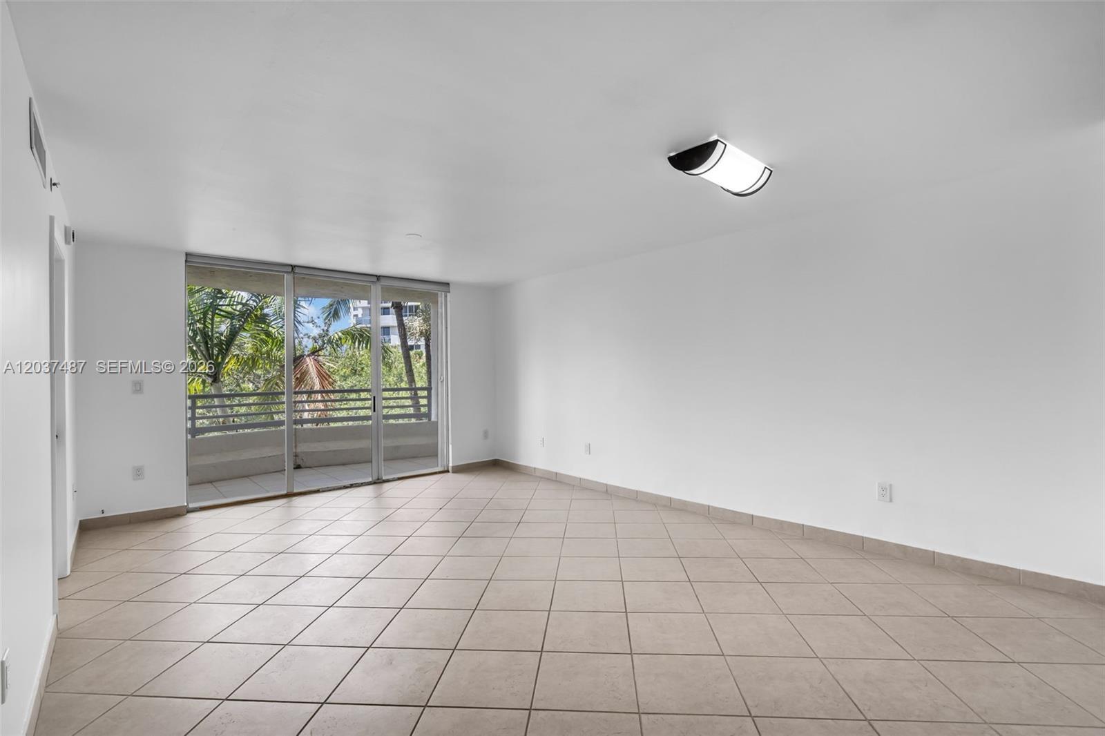 1401 Bay Rd # 409, Miami Beach FL 33139 photo 2