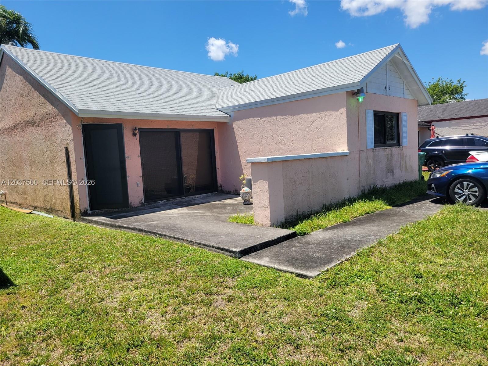 Miami Gardens, FL 33056 photo 2