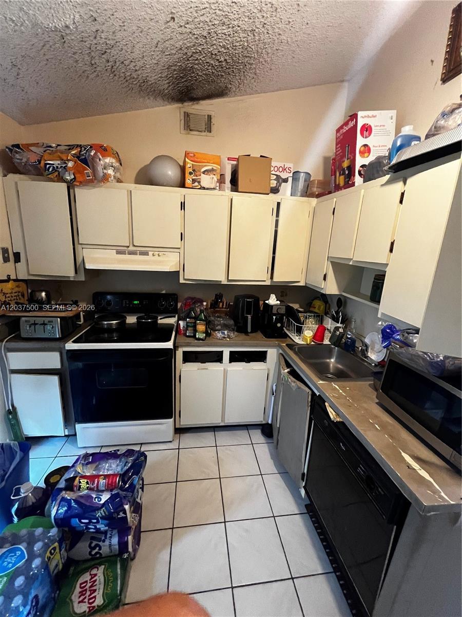 Miami Gardens, FL 33056 photo 5