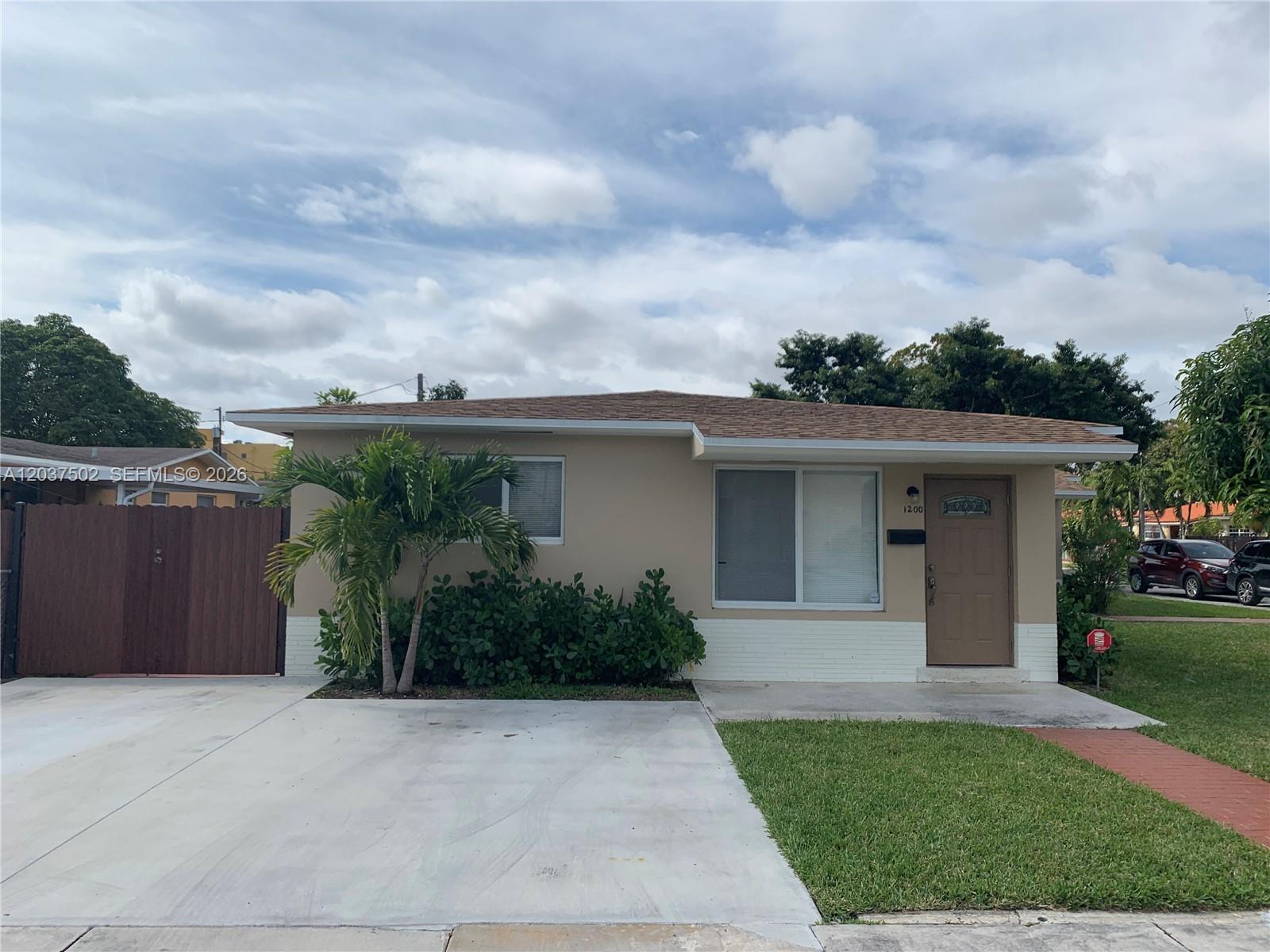 1200 SW 31st Ave, Miami FL 33135