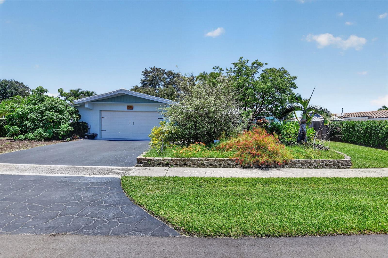 807 SW 3rd Street, Boca Raton FL 33486