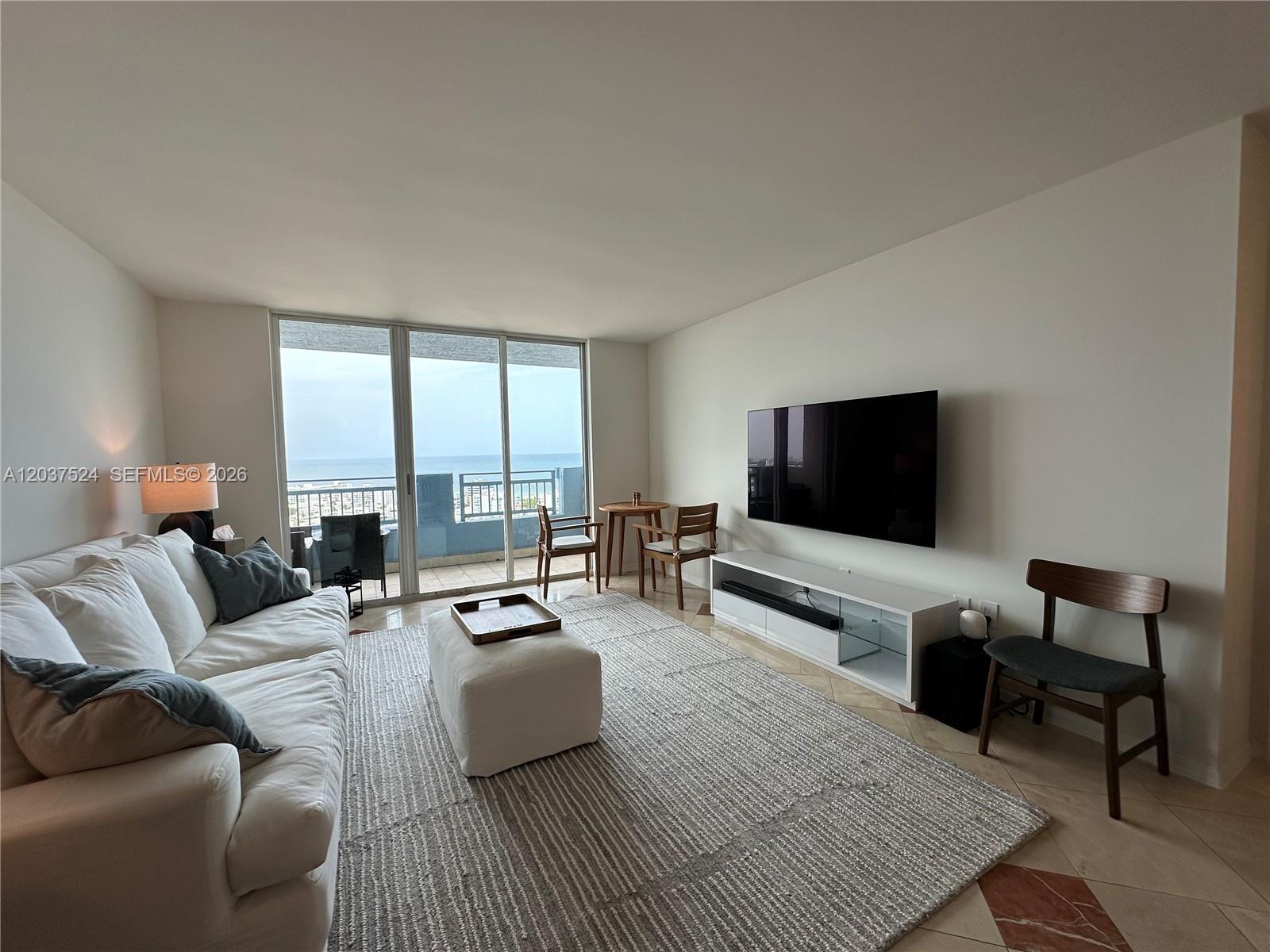 90 Alton Rd # 2809, Miami Beach FL 33139