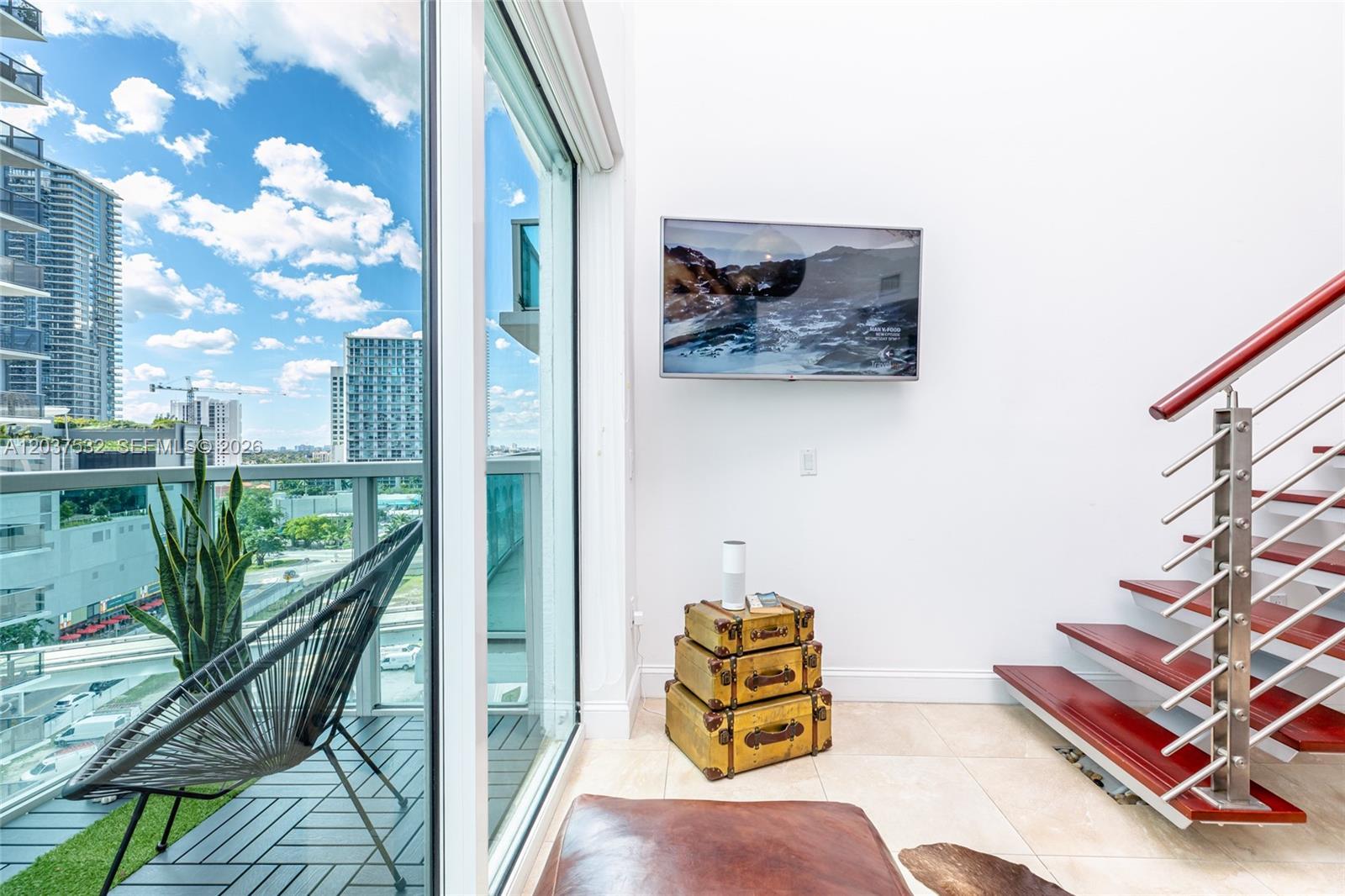 41 SE 5th St # 706, Miami FL 33131