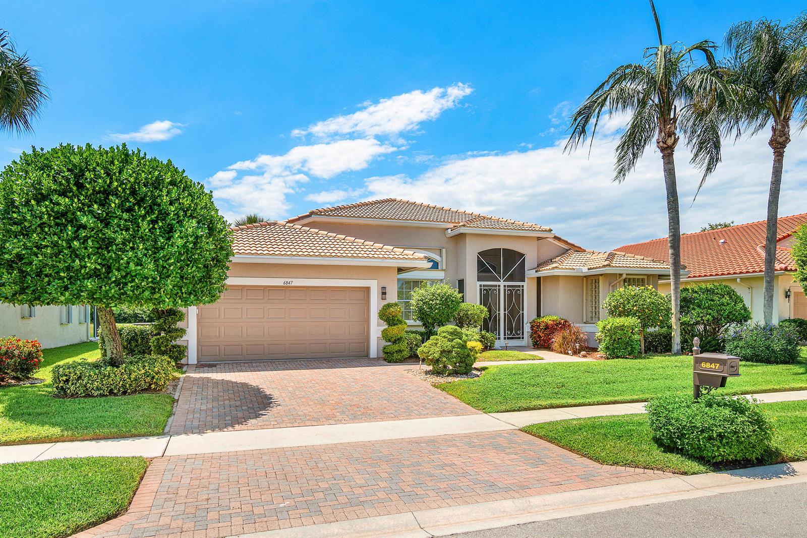 6847 W Liseron, Boynton Beach FL 33437 photo 2