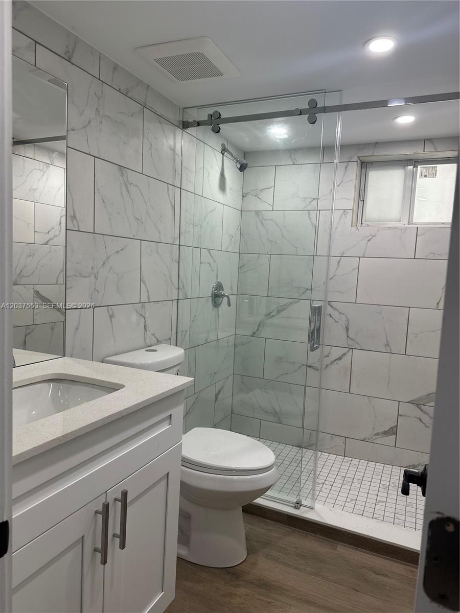 1628 NW 15th St # 1628, Miami FL 33125 photo 5
