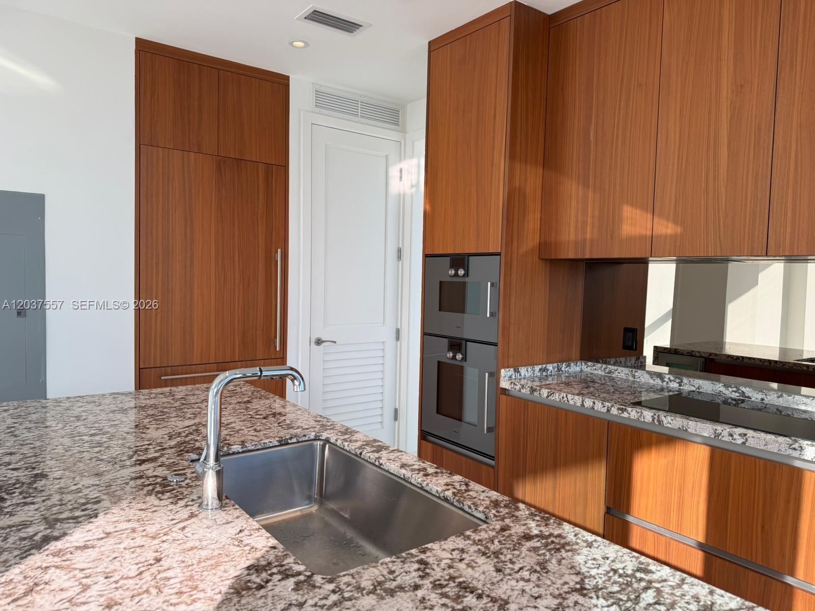 175 SE 25th Rd # 903, Miami FL 33129 photo 2