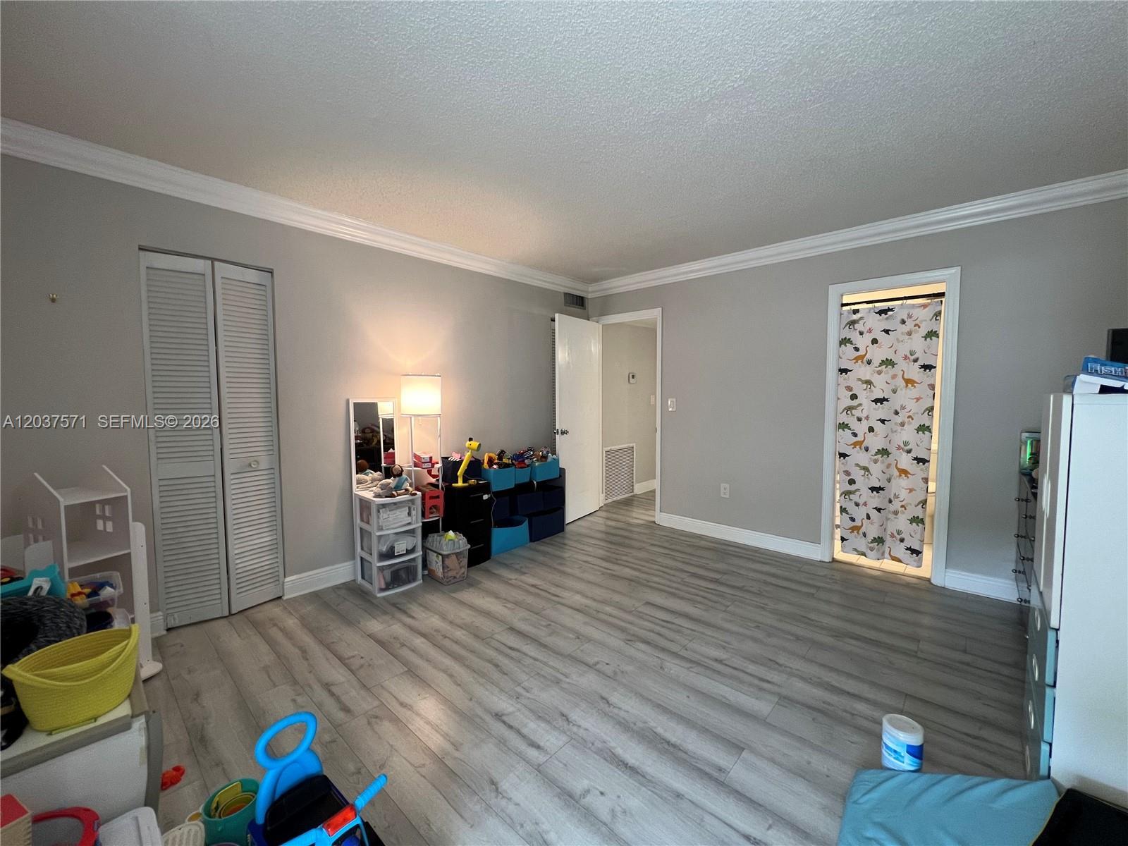 6886 N Kendall Dr # D407, Pinecrest FL 33156 photo 5
