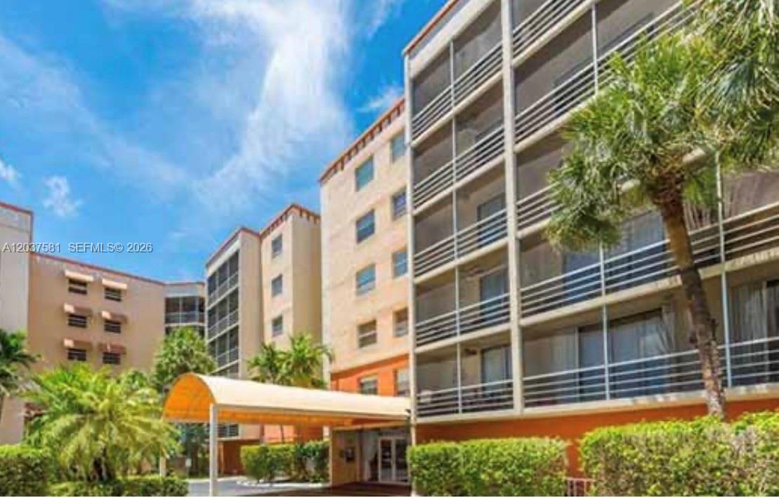 2821 N Miami Beach Blvd # T, North Miami Beach FL 33160