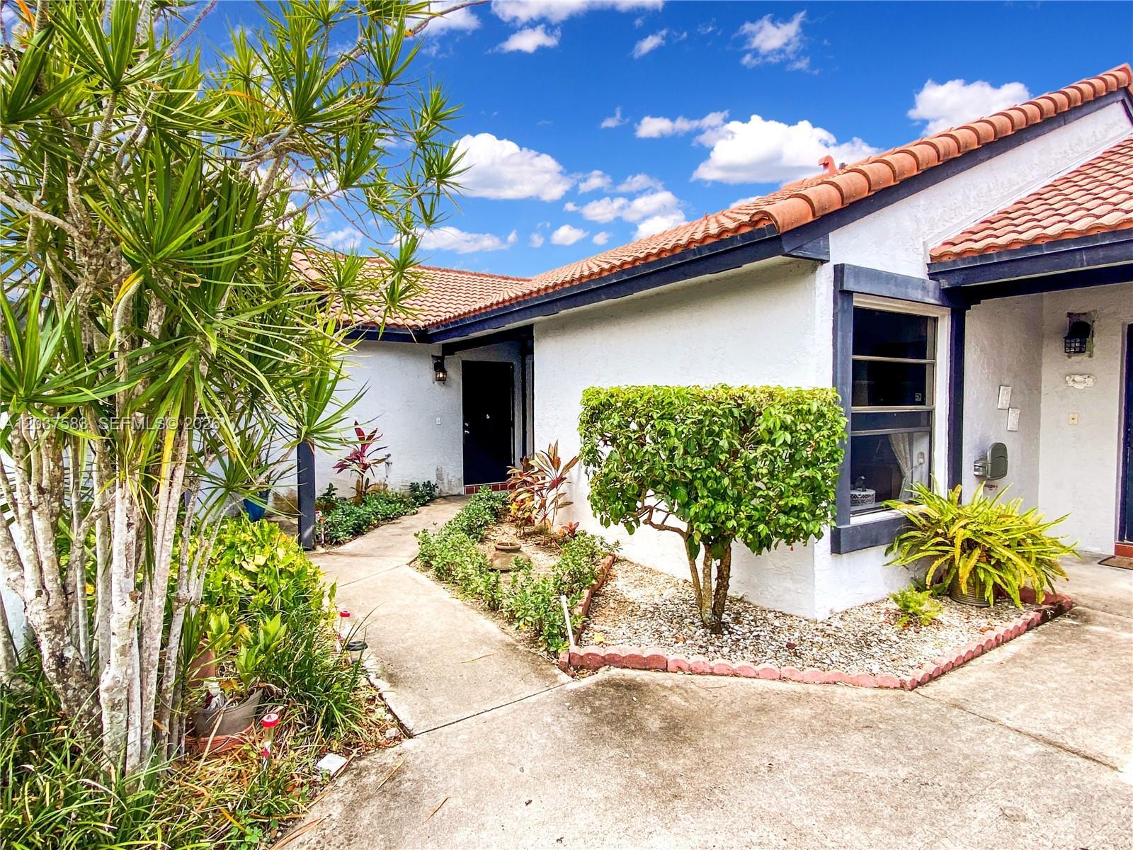 14980 SW 48th Ter # 28F, Miami FL 33185 photo 2