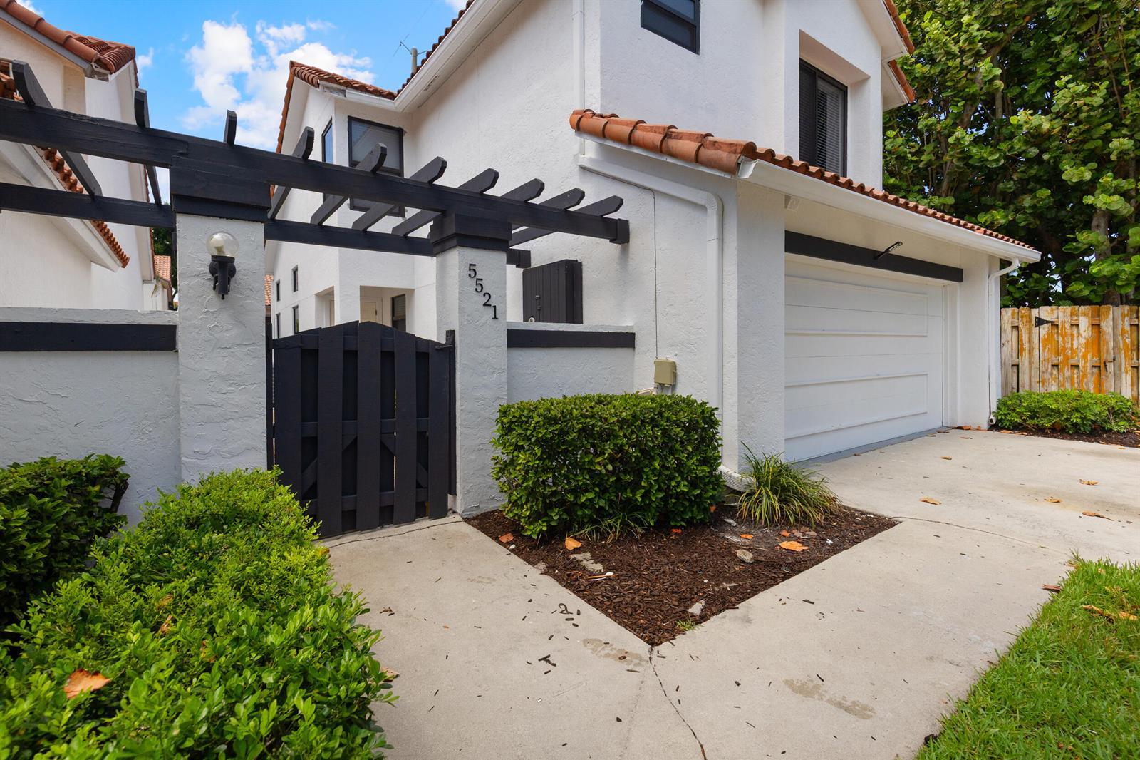 5521 Ilford Court, Boca Raton FL 33486 photo 3