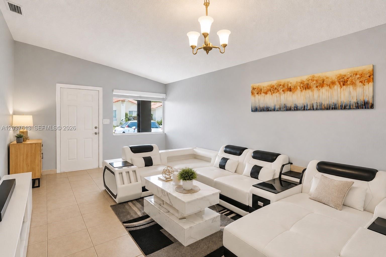 2886 W 74th Pl, Hialeah FL 33018 photo 3