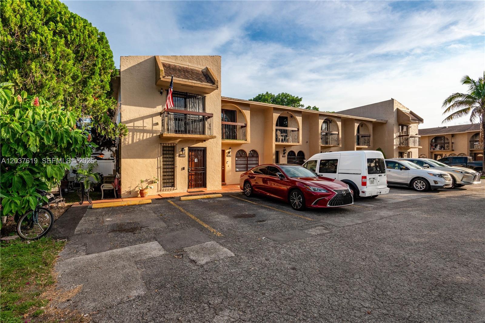 1052 W 79th St # 11, Hialeah FL 33014 photo 2