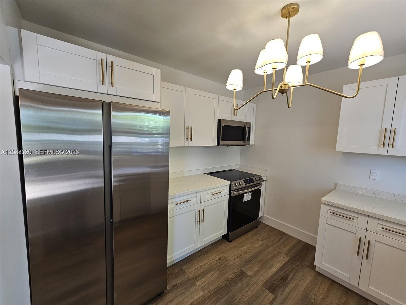 1915 Normandy Dr, Miami Beach FL 33141 photo 5