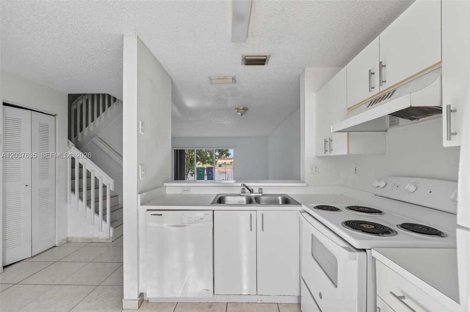 17378 SW 139th Ct, Miami FL 33177 photo 3