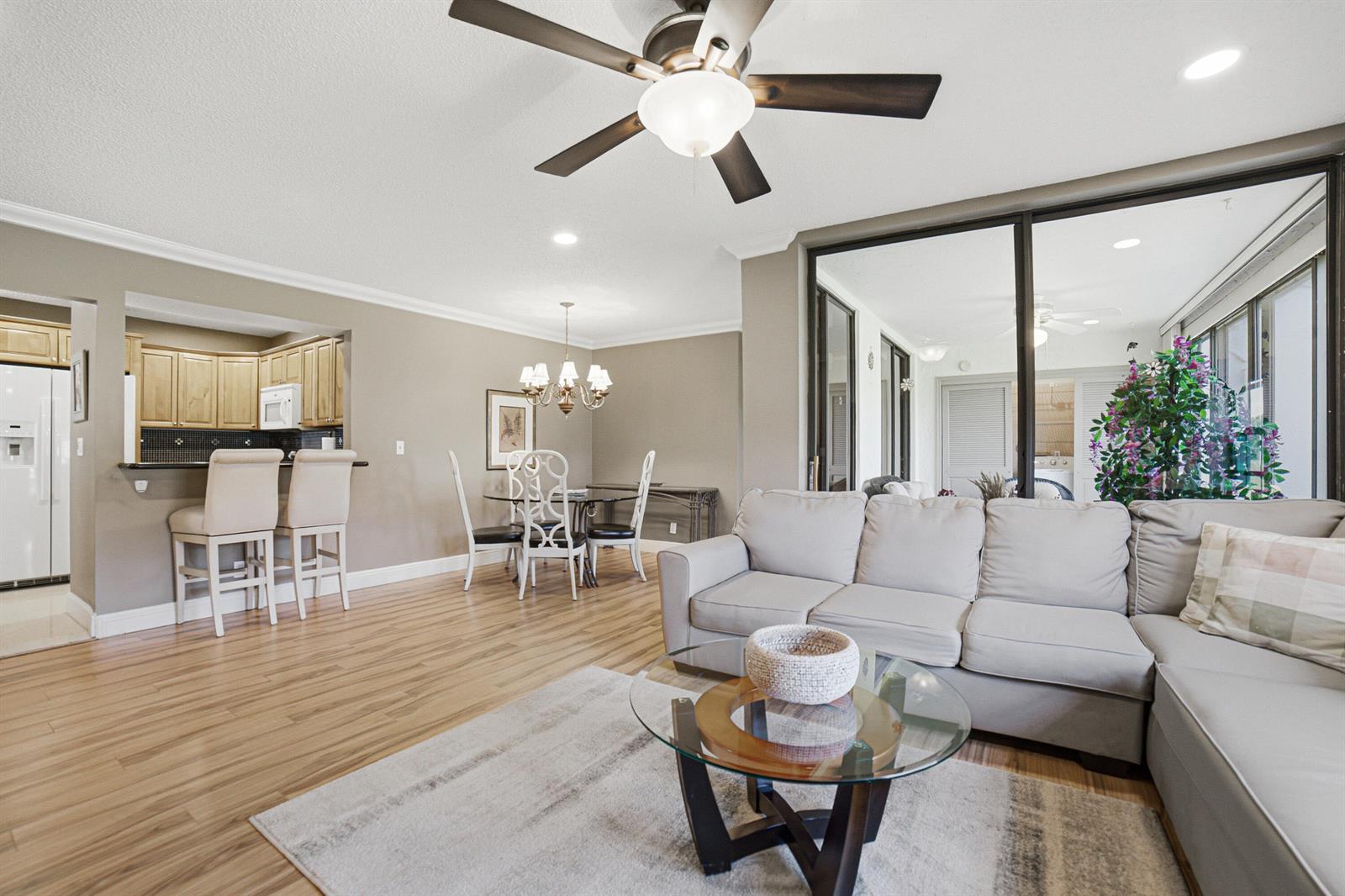 5475 Verona, Boynton Beach FL 33437 photo 2
