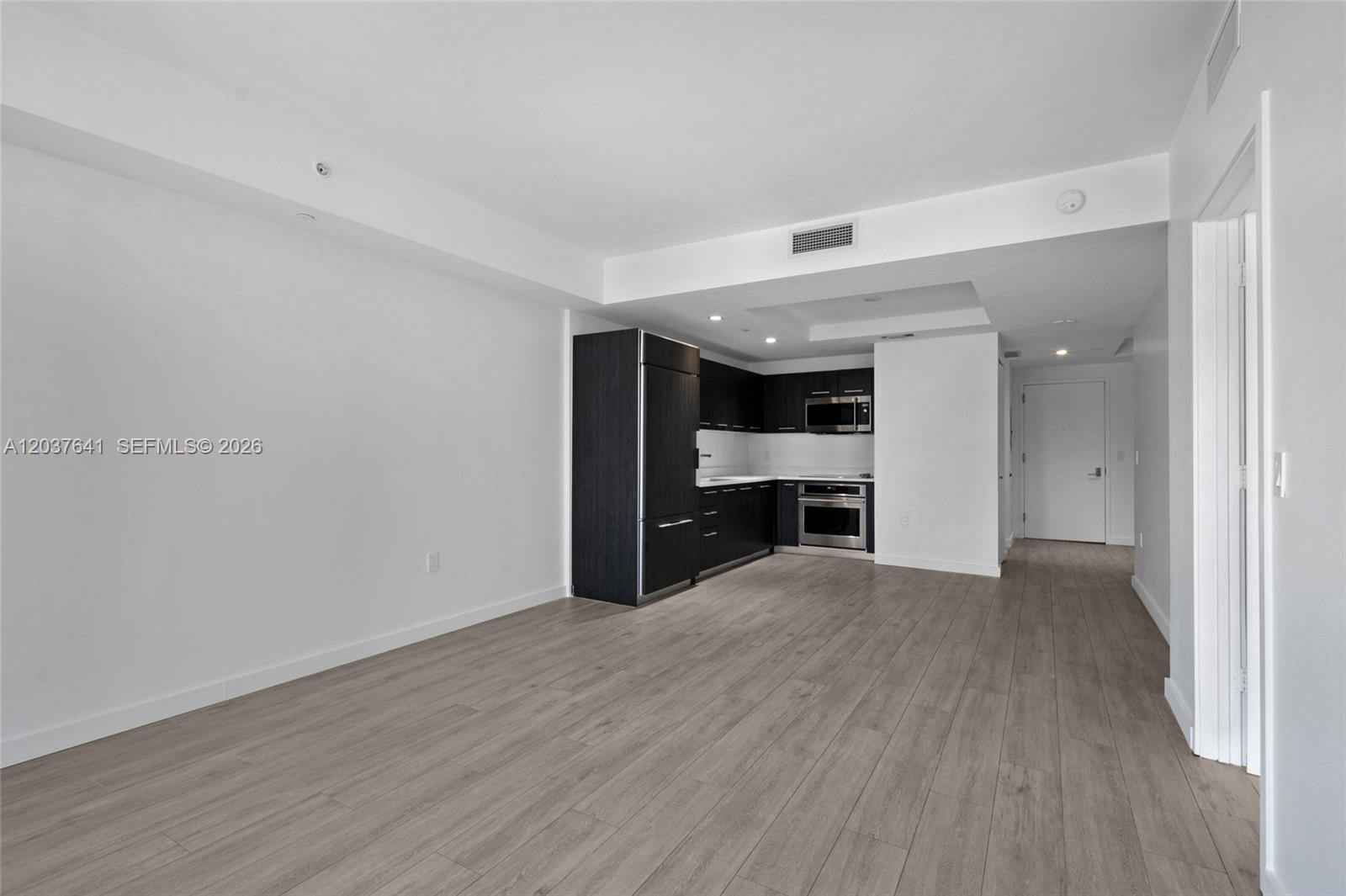 45 SW 9th St # 2305, Miami FL 33130 photo 5