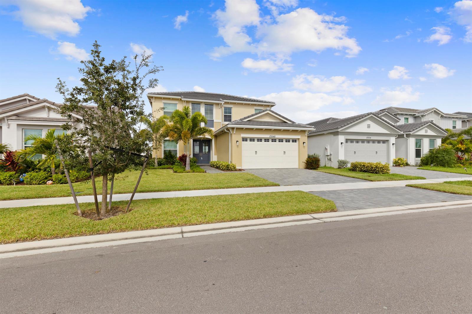 13548 Spruce Pine Drive, Westlake FL 33470 photo 2