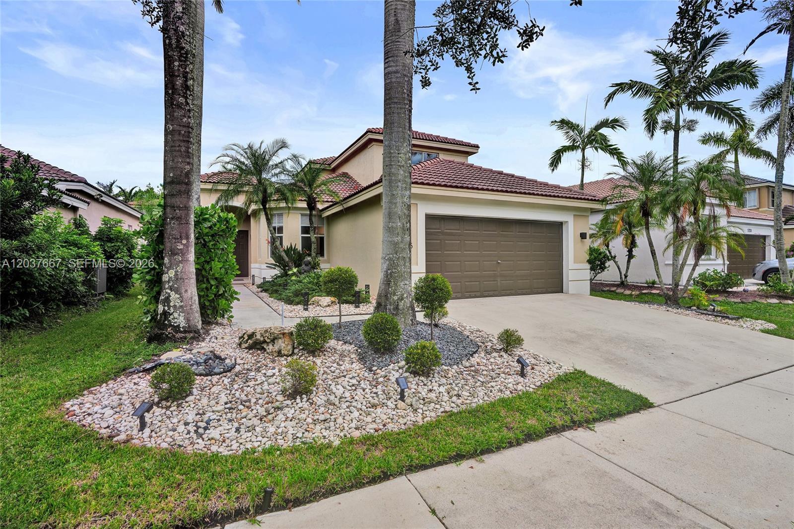 1725 Winterberry Ln, Weston FL 33327 photo 4