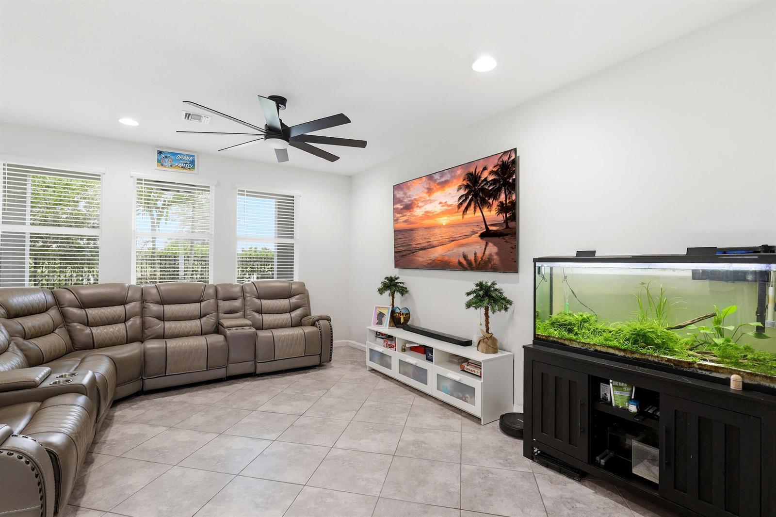 5169 Willow Creek Drive, Westlake FL 33470 photo 4