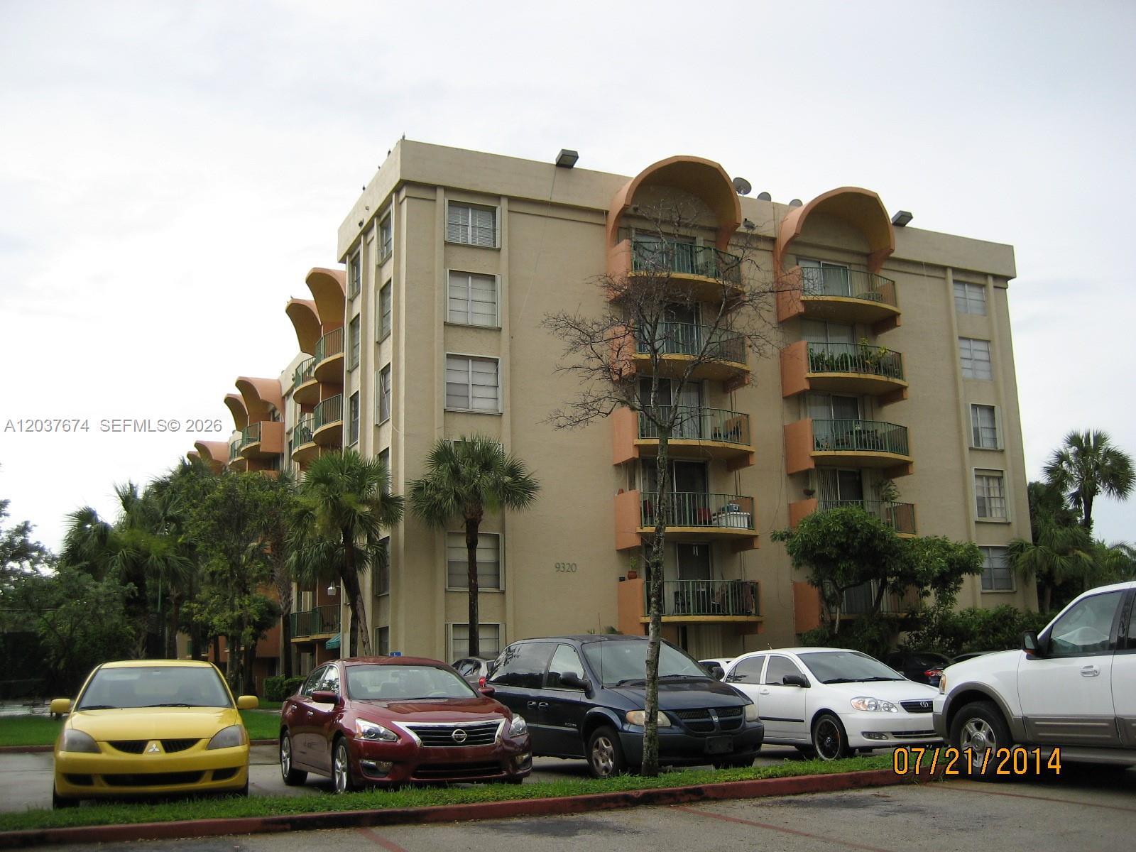 9320 Fontainebleau Blvd # 515, Miami FL 33172