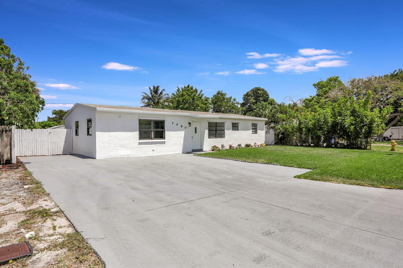 3060 NE 12th Avenue, Pompano Beach FL 33064 photo 2