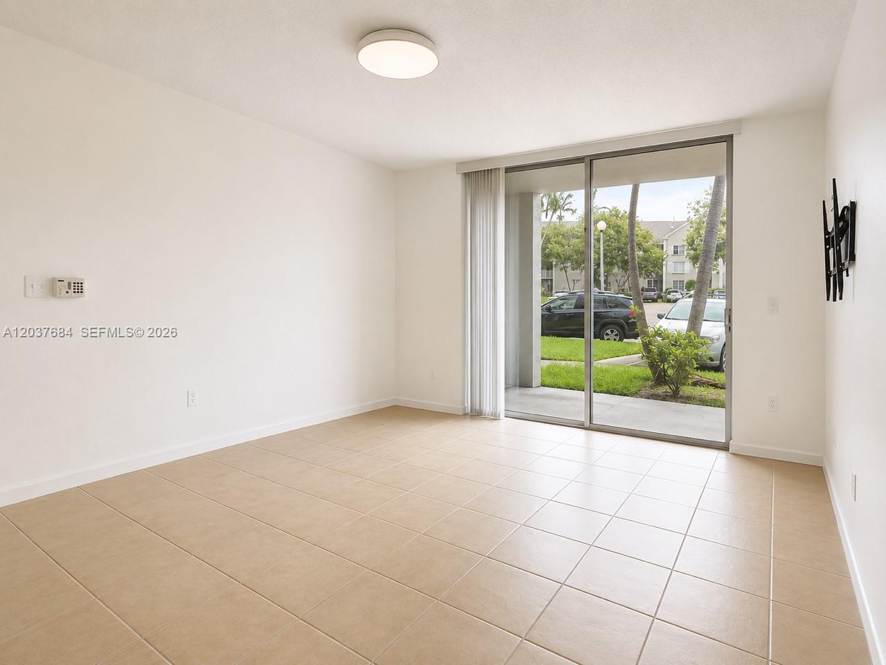 711 SW 111th Way # 105, Pembroke Pines FL 33025 photo 2