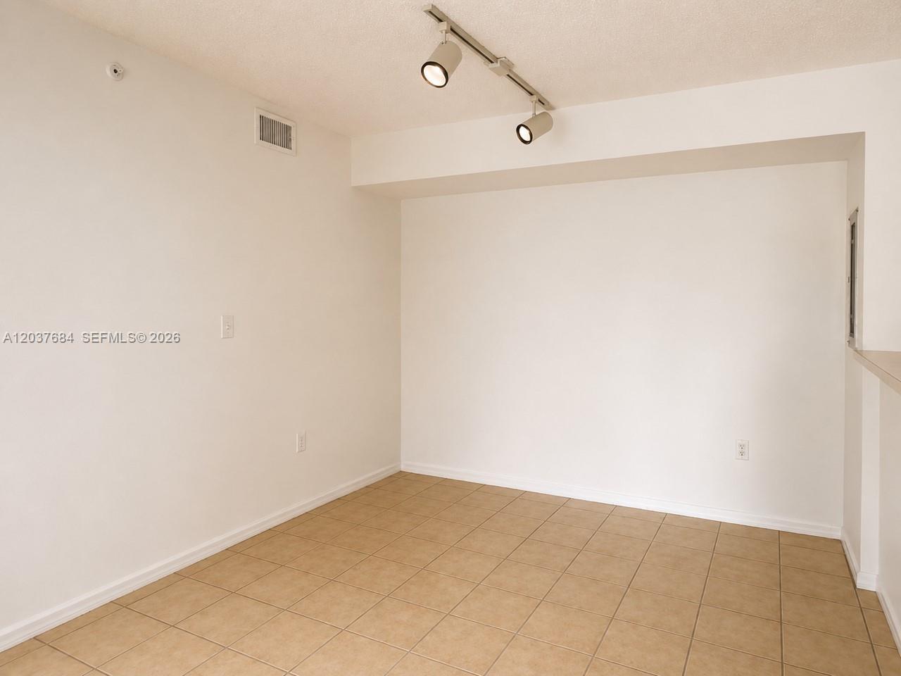 711 SW 111th Way # 105, Pembroke Pines FL 33025 photo 4