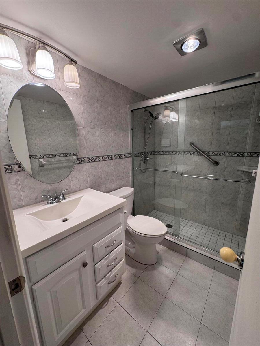 5660 SW 3rd Place # 105, Margate FL 33068 photo 2