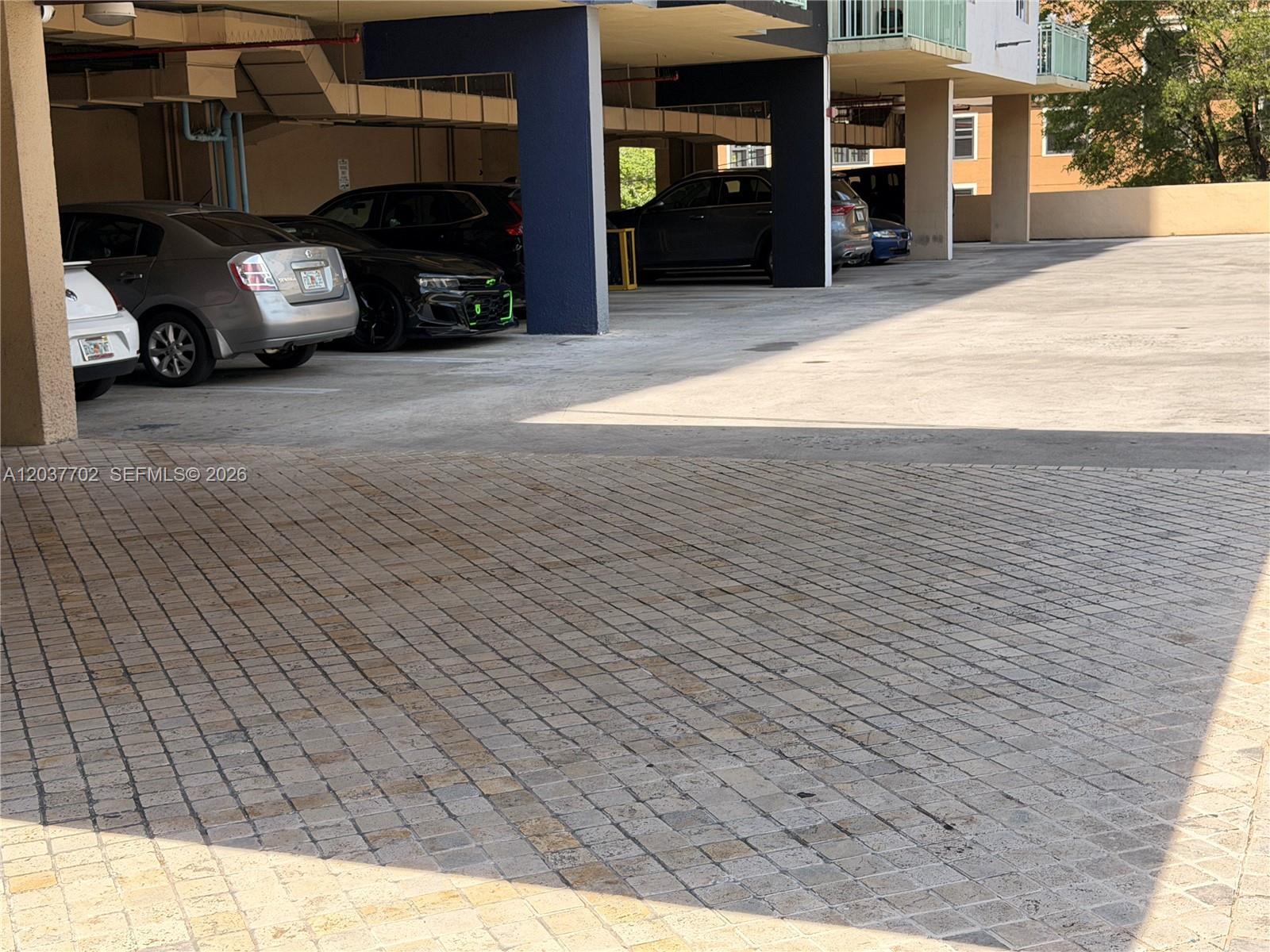 3500 Coral Way # 907, Miami FL 33145 photo 3