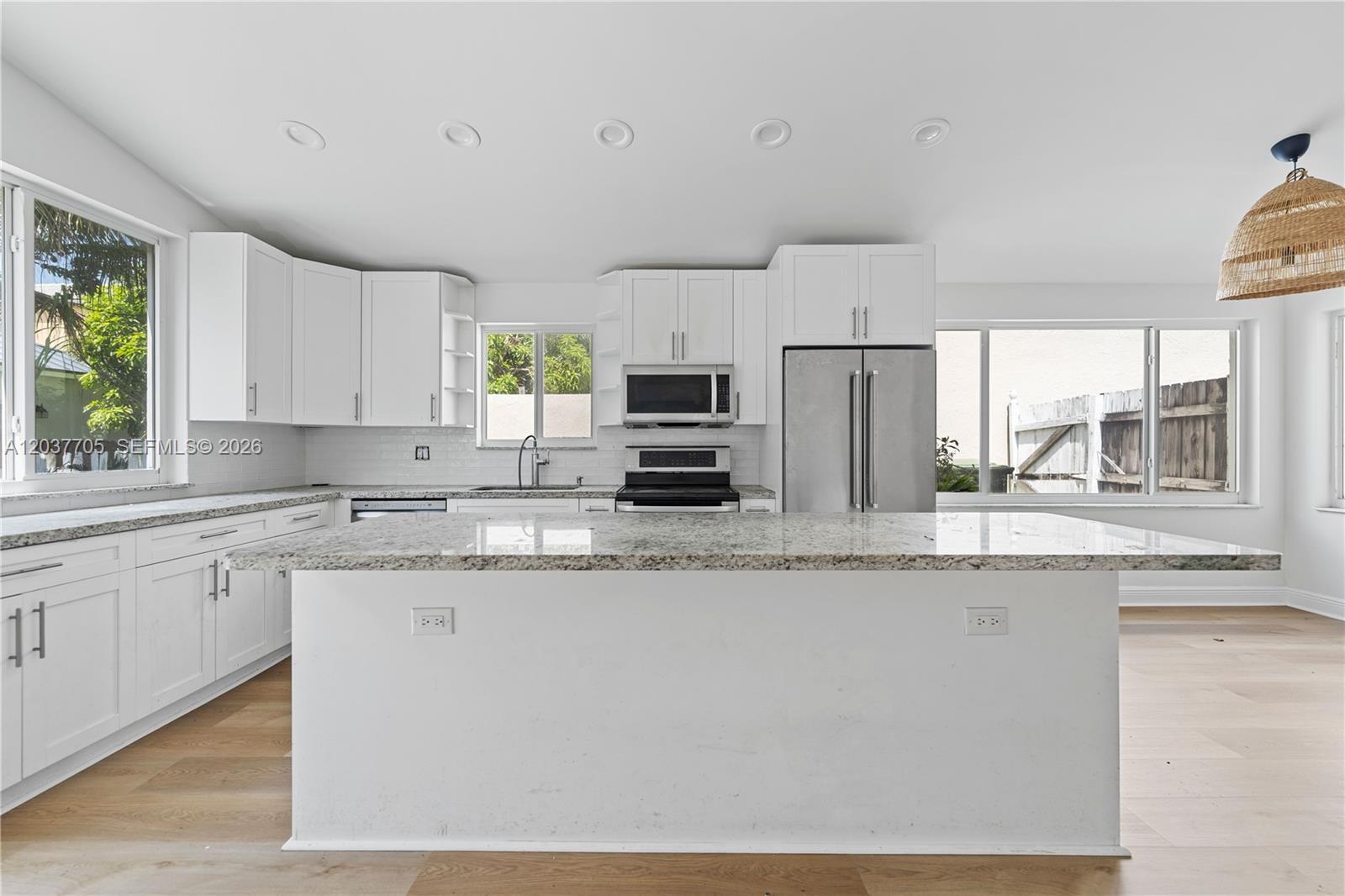 15942 NW 21st St, Pembroke Pines FL 33028 photo 3