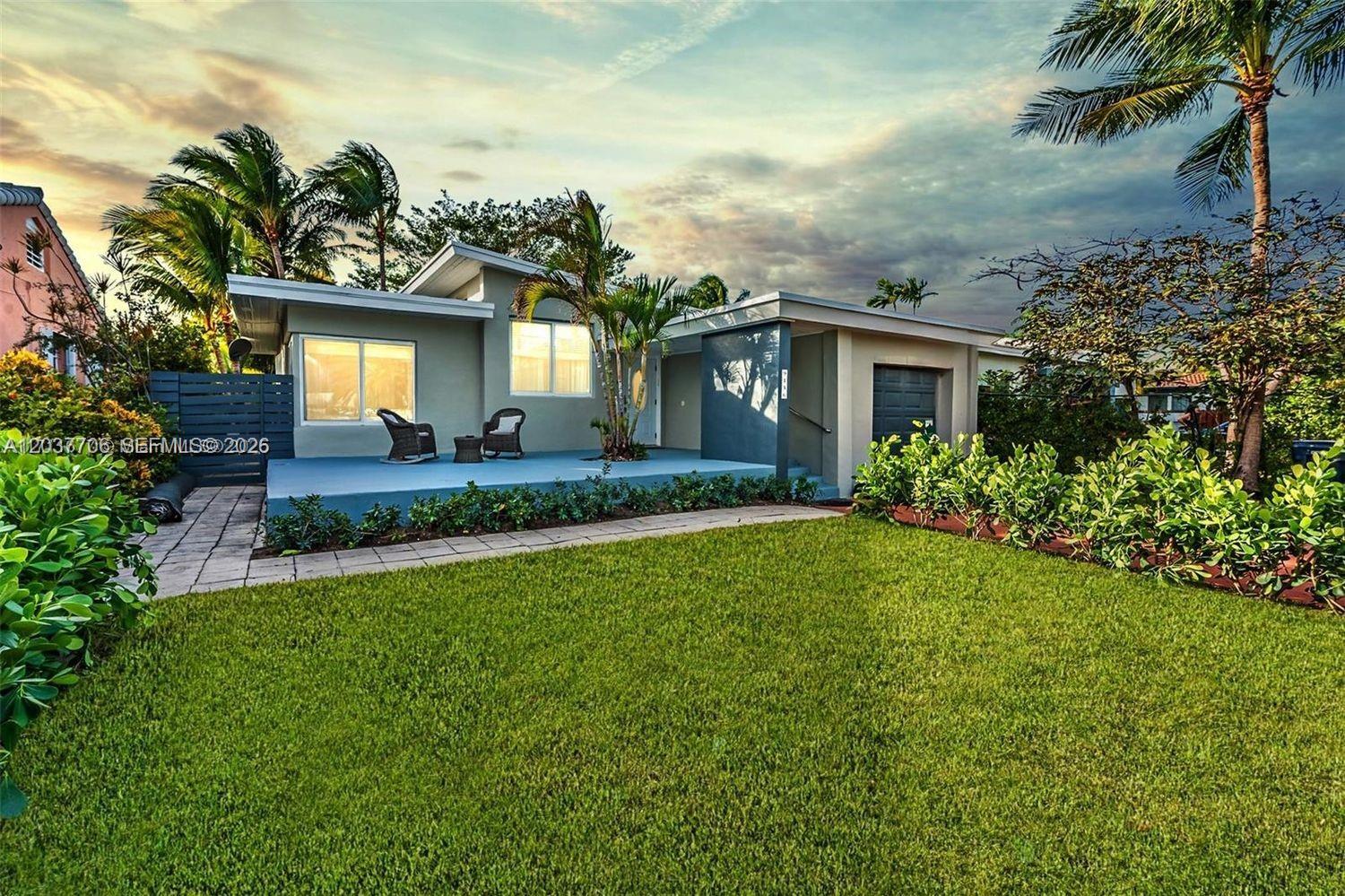 9156 Froude Ave, Surfside FL 33154 photo 3