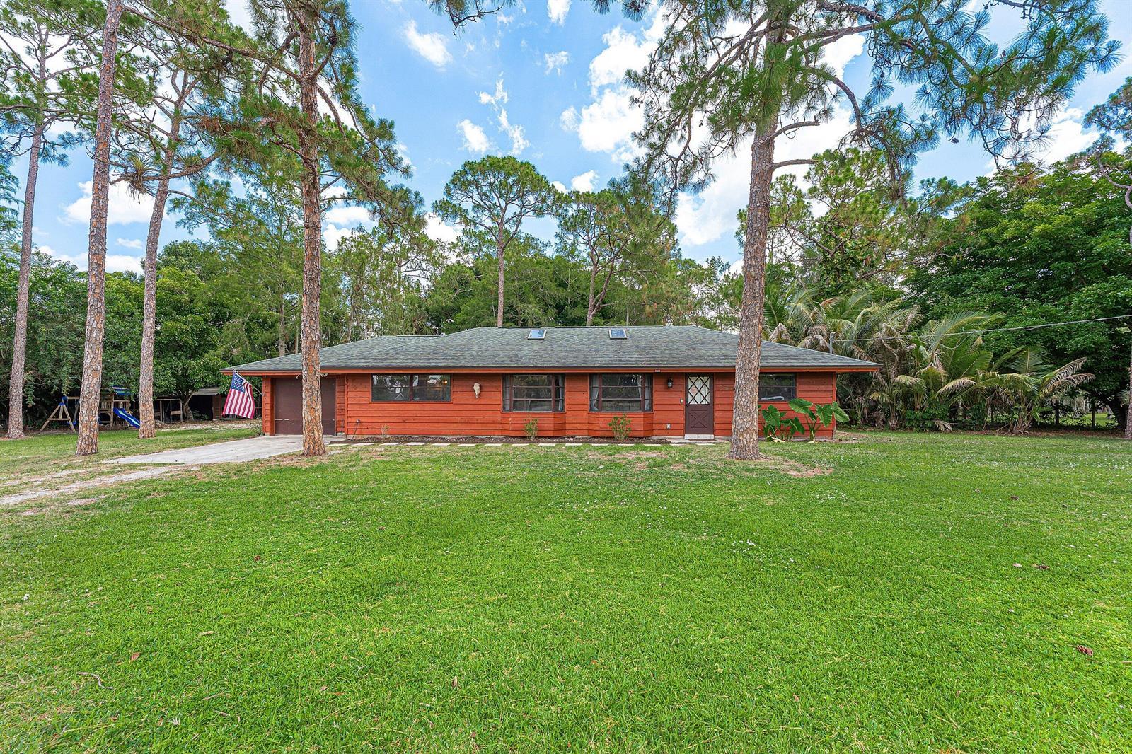16355 Lancashire Drive E, Loxahatchee FL 33470