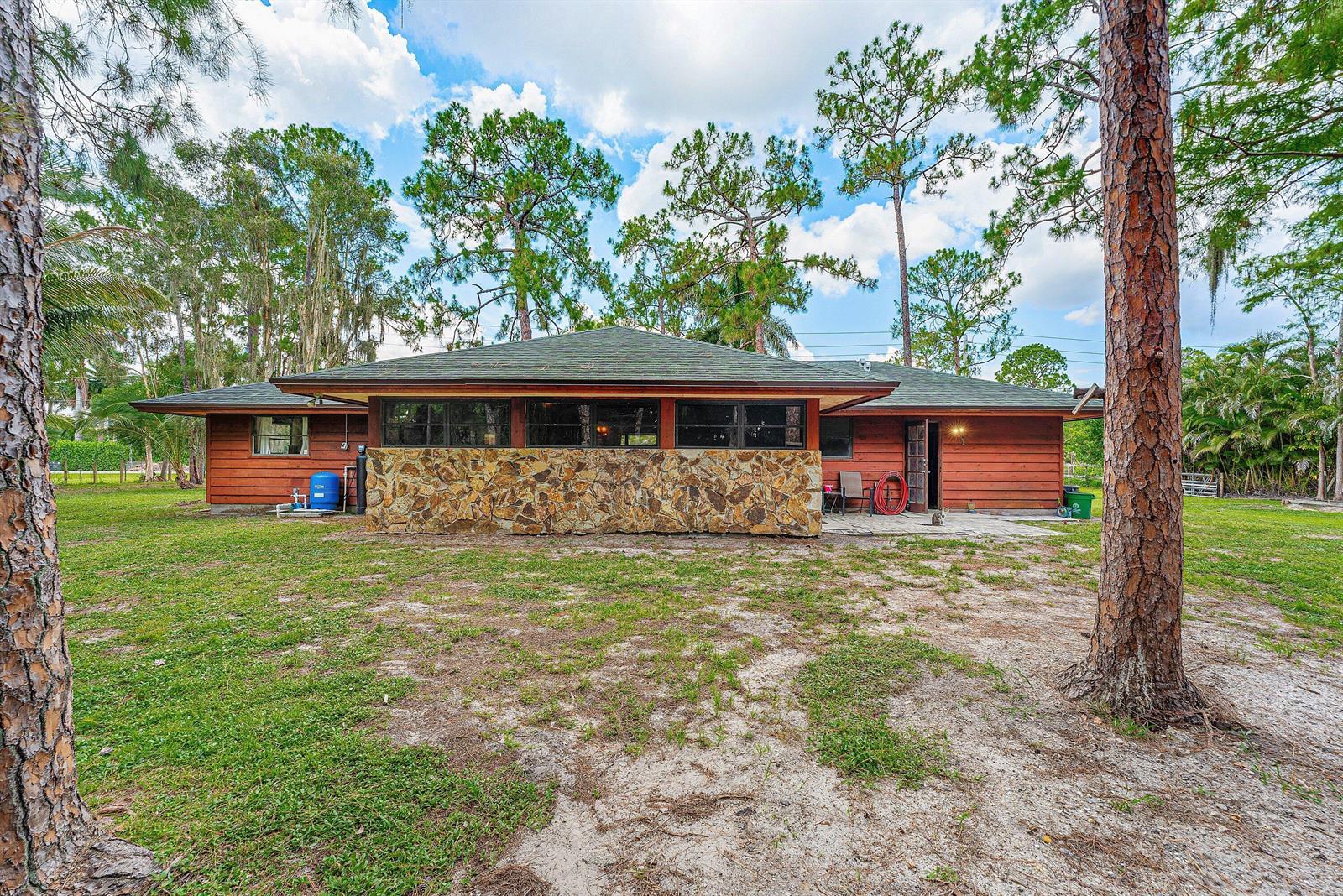 16355 Lancashire Drive E, Loxahatchee FL 33470 photo 5