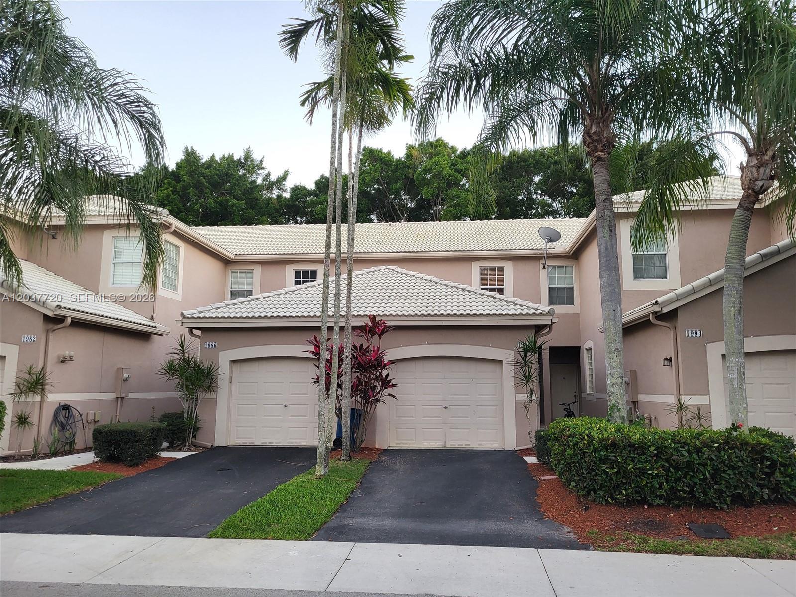 1990 Madeira Dr, Weston FL 33327 photo 2