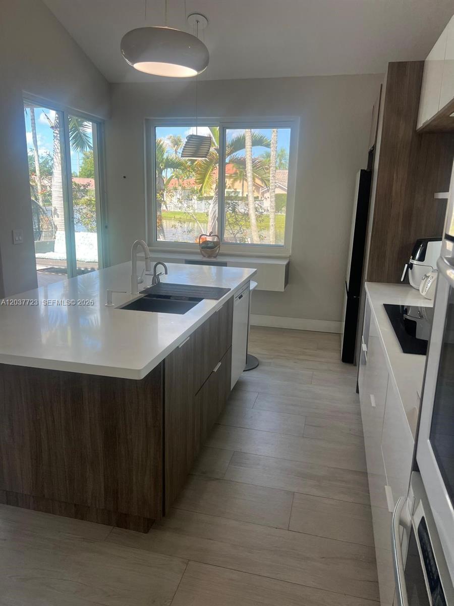 1130 Spyglass, Weston FL 33326 photo 4