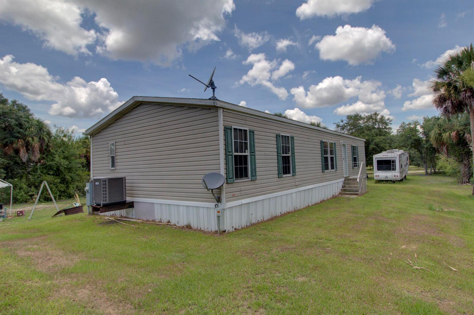 19212 NW 280th Street, Okeechobee FL 34972 photo 3