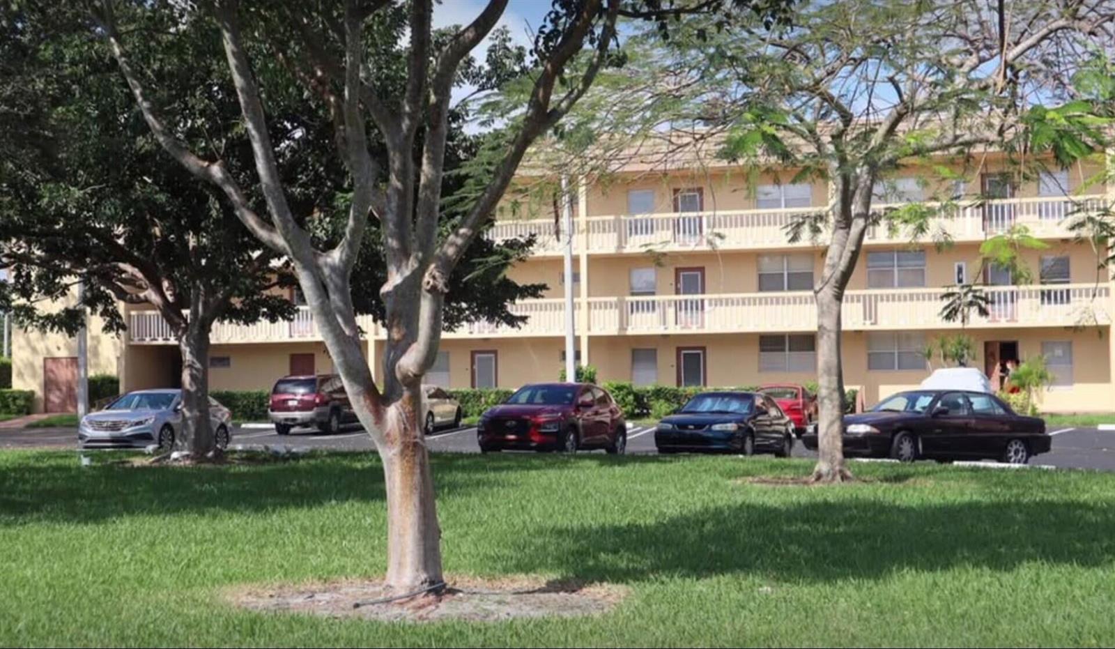 6070 NW 64th Avenue NW # 204, Tamarac FL 33319 photo 2