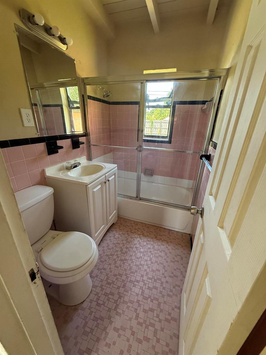2349 NW 13th Court, Fort Lauderdale FL 33311 photo 5