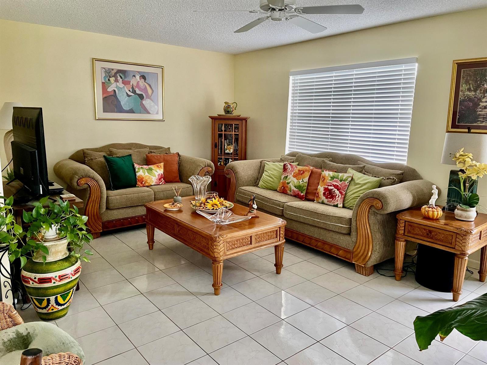 816 Normandy Q, Delray Beach FL 33484 photo 5