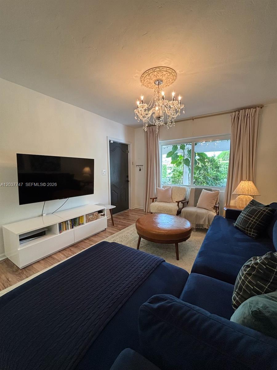 2421 SW 26th Ln, Miami FL 33133 photo 5