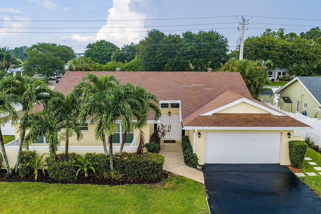 433 SW 27th Avenue, Delray Beach FL 33445